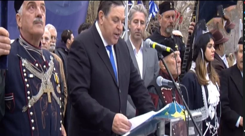 Τα «πήρε στο κρανίο» ο Στρατηγός Φράγκος και άρχισε τα … «Γαλλικά» – «Εάν δεν ασχολείσαι με την πολιτική, δεν είσαι καλός πολίτης»
